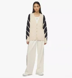 Intarsia Laurel Cardigan