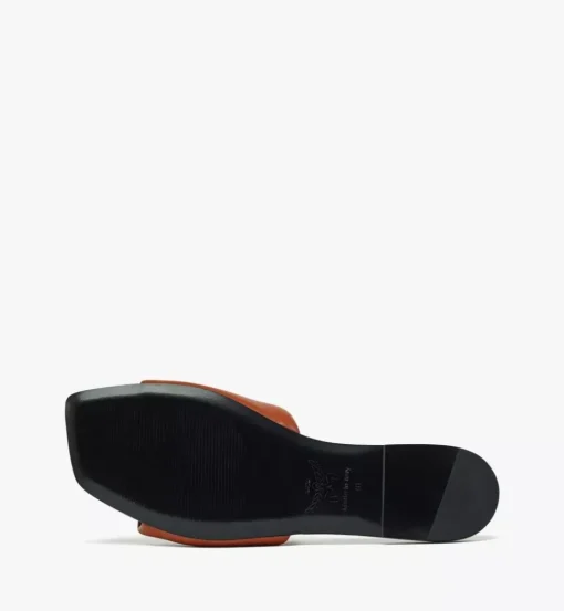 Laurel Flat Sandals In Lamb Leather