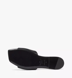 Laurel Flat Sandals In Lamb Leather