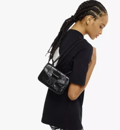 Travia Quilted Shoulder Bag In Crushed Leather