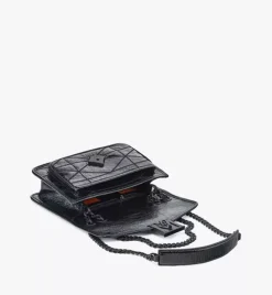 Travia Quilted Shoulder Bag In Crushed Leather